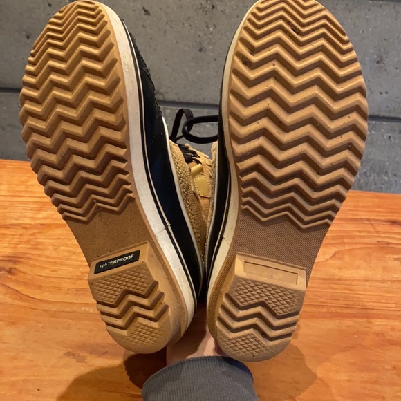 ❄️ Sorel Women’s Waterproof Snow boot with Sherpa fleece  lining - Picture 6 of 14